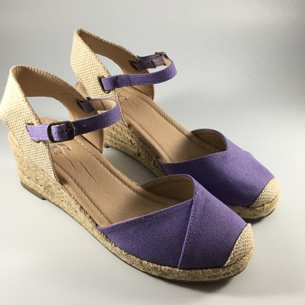 Ashlyn Purple Espadrilles, size 8